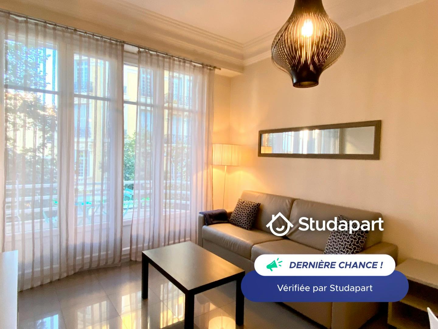 Apartment for rent for €1,090 per month in Nice, Boulevard Gambetta