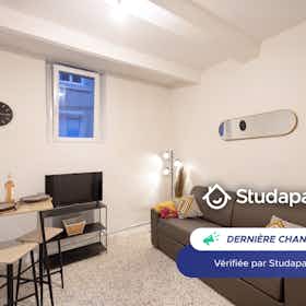Apartament de închiriat pentru 375 EUR pe lună în Béziers, Impasse Barbeyrac