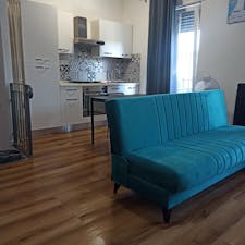 Haus for rent for 1.100 € per month in Cogliate, Via Armando Diaz
