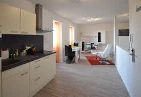 单间公寓 正在以 €1,495 的月租出租，其位于 Raunheim, Schulstraße