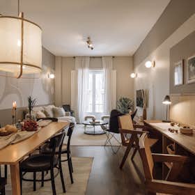 Apartment for rent for €4,017 per month in Lisbon, Rua da Misericórdia