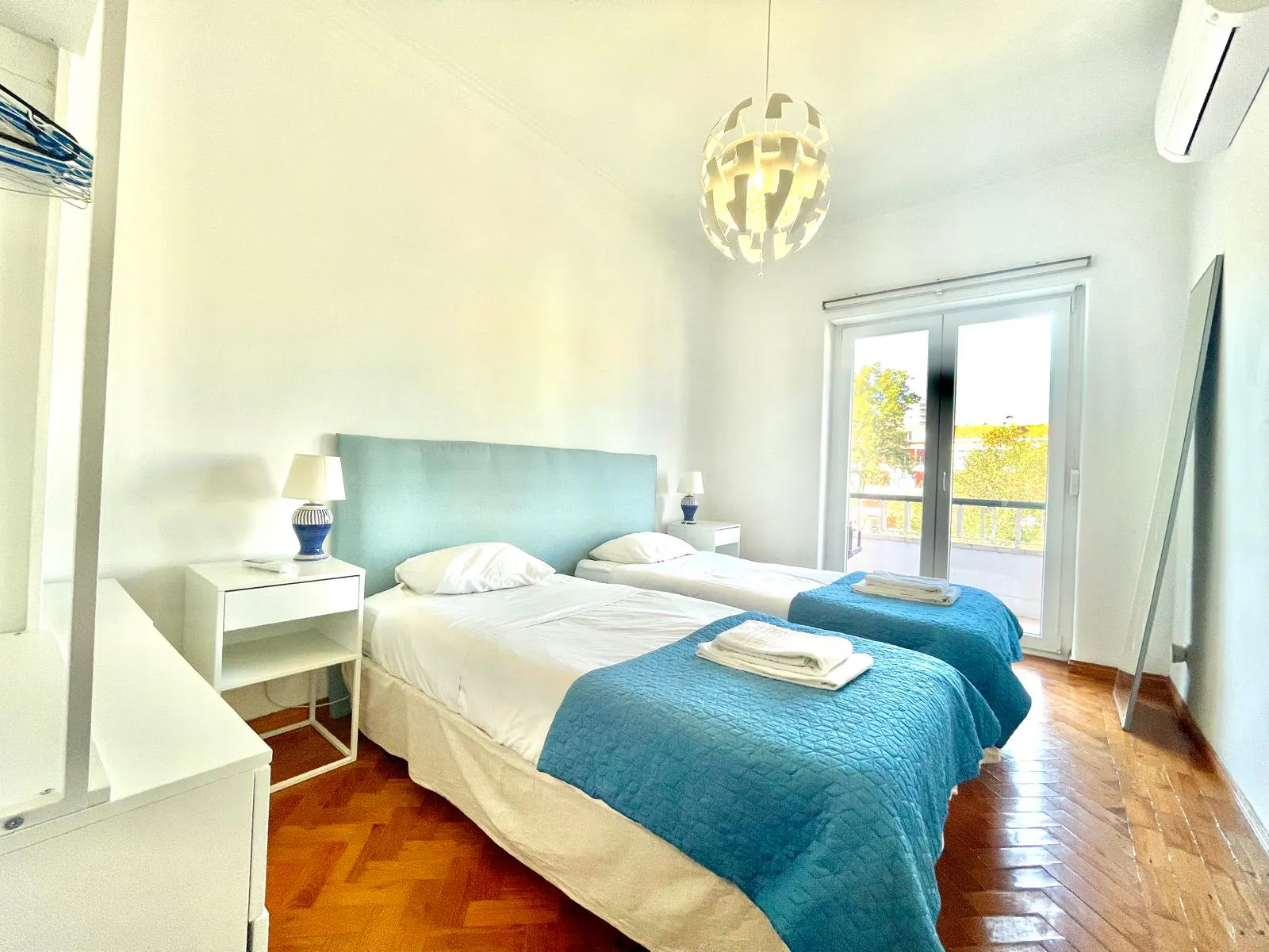 4-Bedroom Apartment in Largo Conde de Ottolini, Lisbon (1410980) ROOM 2