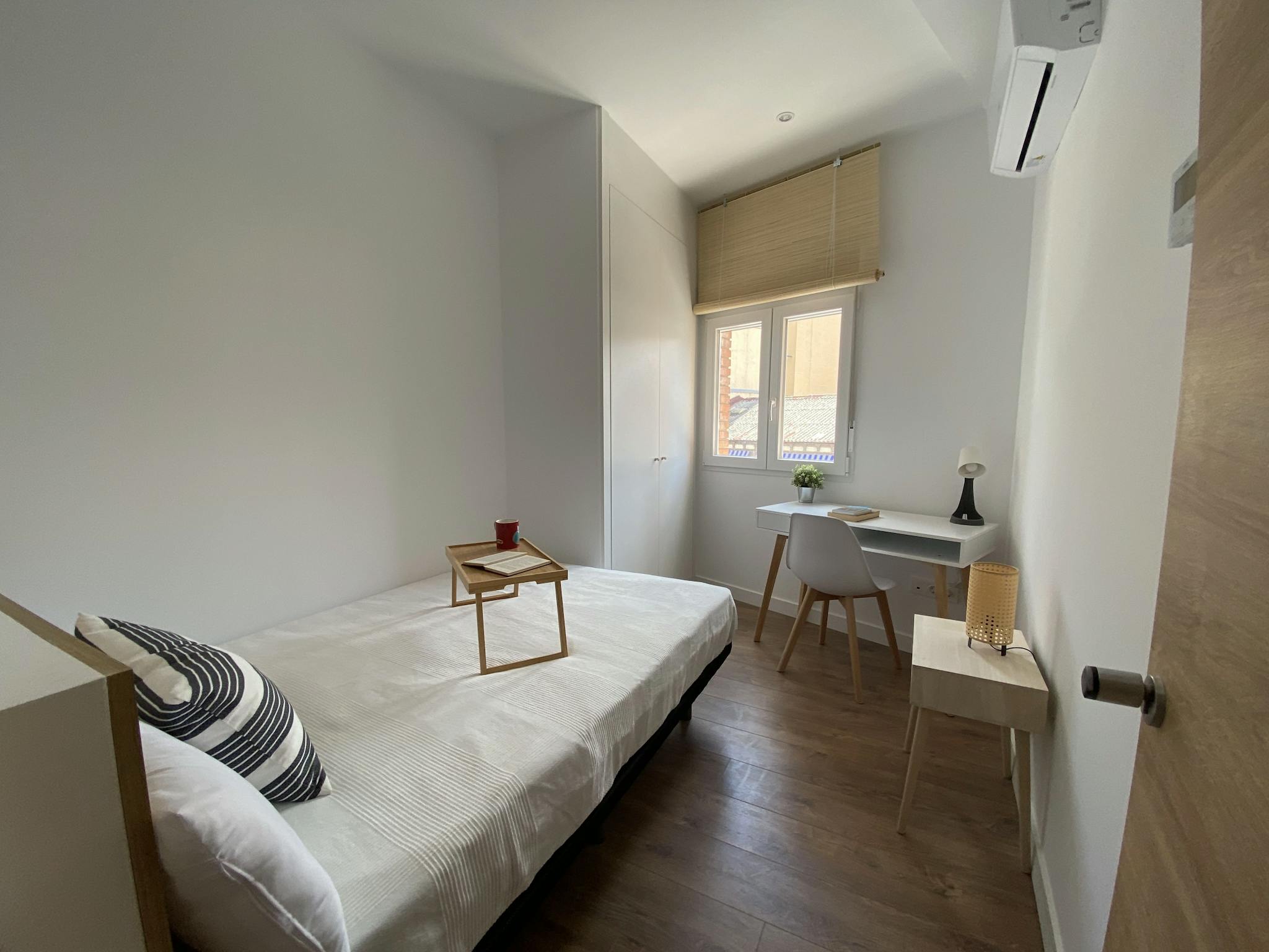 Calle del Doctor Urquiola, Madrid preview