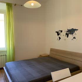 Apartment for rent for €1,600 per month in Rome, Via Francesco Caracciolo