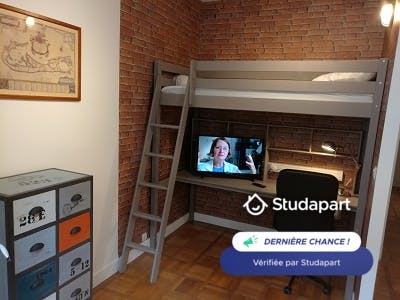 Apartment for rent for €475 per month in Rouen, Place de la Basse Vieille Tour