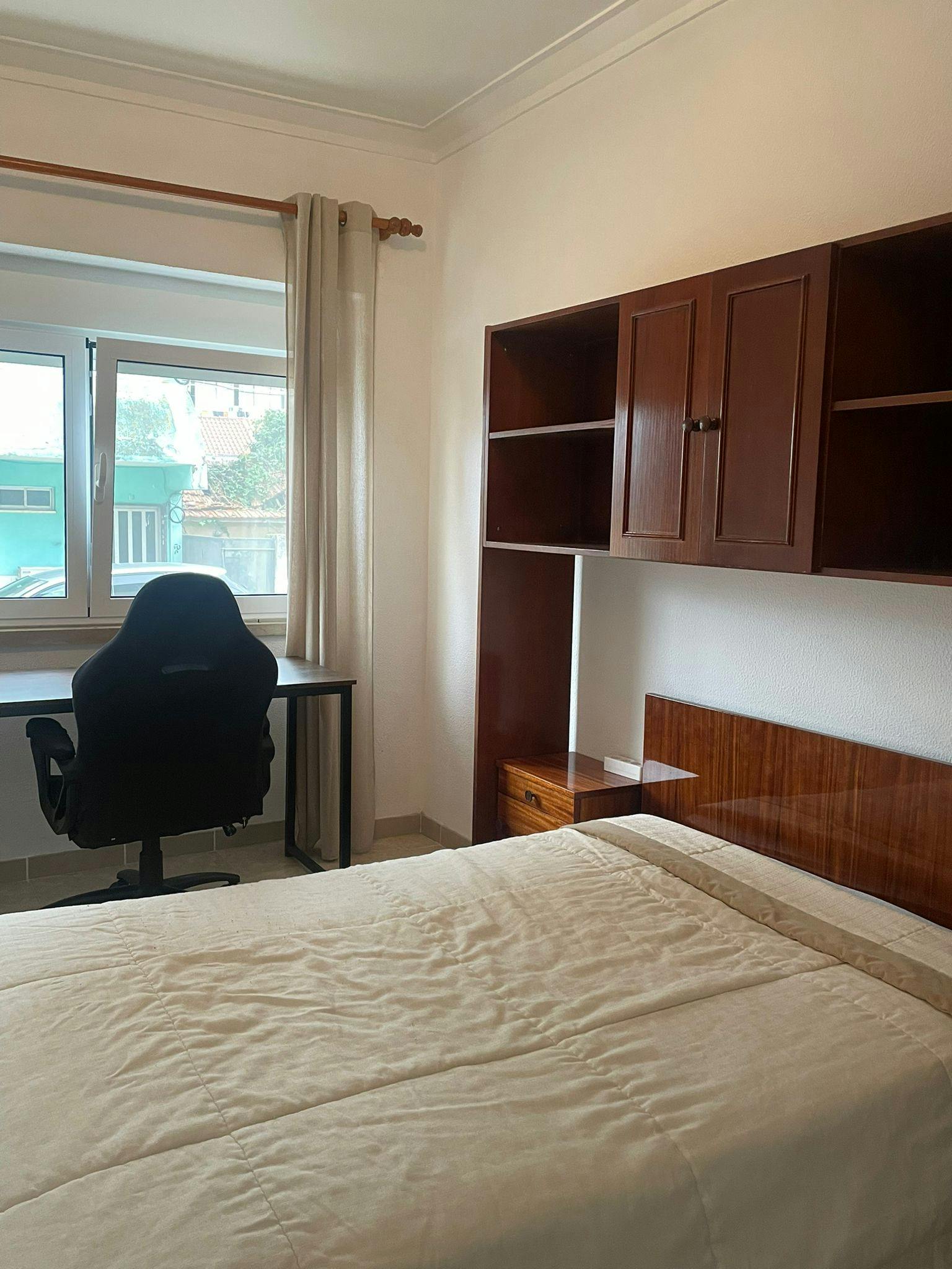 Rua das Meloas, Almada preview