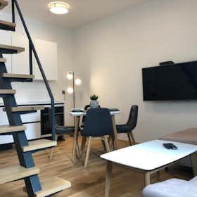 Mieszkanie do wynajęcia za 1400 € miesięcznie w mieście Ljubljana, Ilirska ulica