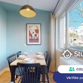 Private room for rent for €760 per month in Colombes, Avenue Audra