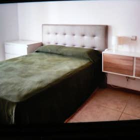 Private room for rent for €800 per month in Bobigny, Rue Gilbert Hanot