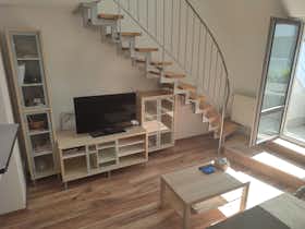 Apartment for rent for HUF 399,575 per month in Budapest, Liliom utca