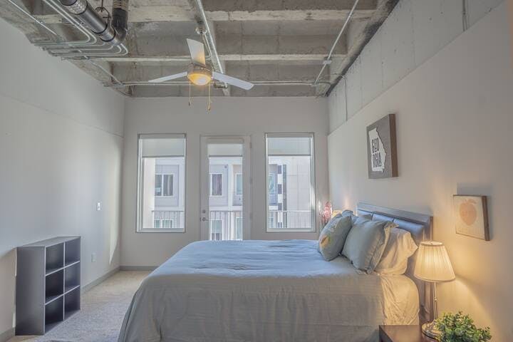 Mieszkanie do wynajęcia za $4,500 miesięcznie w mieście Atlanta, 5th St NE