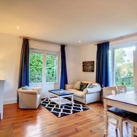 House for rent for €1,150 per month in Hoeilaart, Leopold II Laan