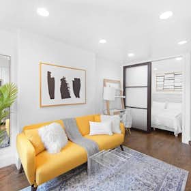 Квартира за оренду для $3,870 на місяць у New York City, Clinton St