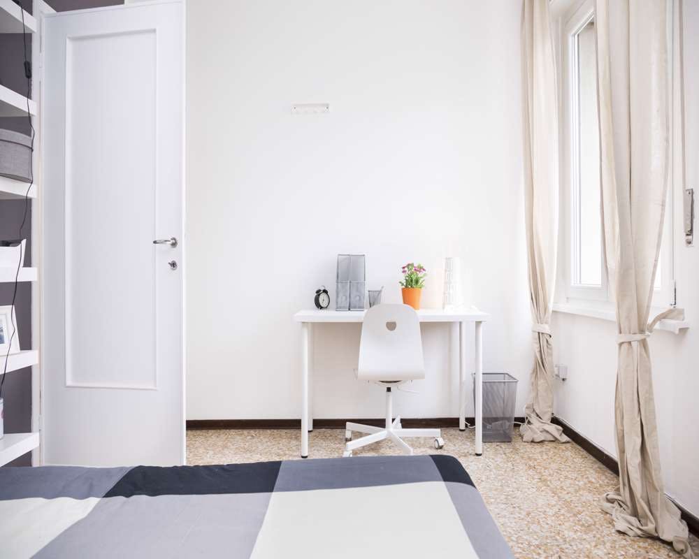 Viale Carlo Espinasse, Milan