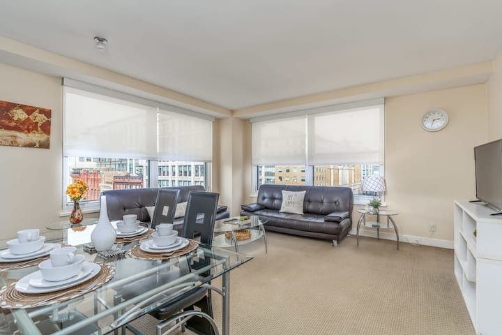 Apartament de închiriat pentru $8,000 pe lună în Washington, D.C., G St NW