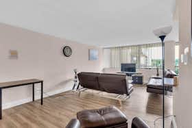 Appartamento in affitto a $6,500 al mese a Arlington, 23rd St S