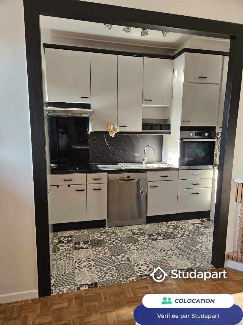 Private room for rent on Rue Jules Massenet, Tarbes - View 6