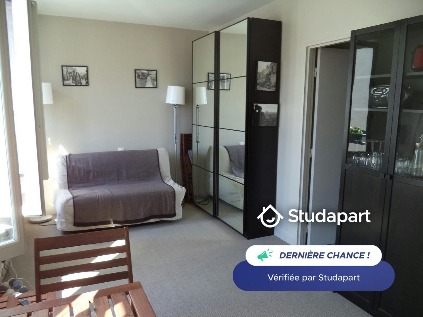 Apartment for rent for €1,150 per month in Paris, Passage Gustave Lepeu