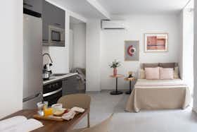 单间公寓 正在以 €2,438 的月租出租，其位于 Valencia, Carrer Juan José Síster