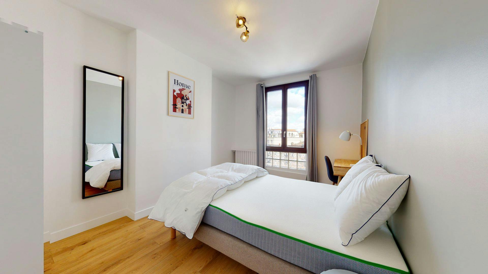 Private room in Rue Suger, Saint-Denis (1413838) ROOM
