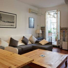 Apartment for rent for €1,400 per month in Valencia, Carrer de Eugenia Viñes