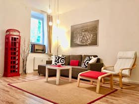 Wohnung zu mieten für 1.850 € pro Monat in Berlin, Koppenstraße