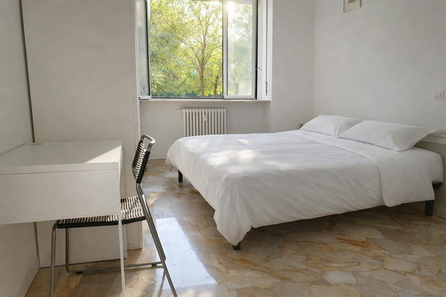 Piazza Simone Bolivar, Milan preview