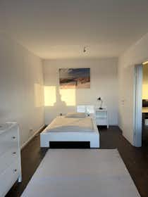 Private room for rent for €775 per month in Köln, Vitalisstraße