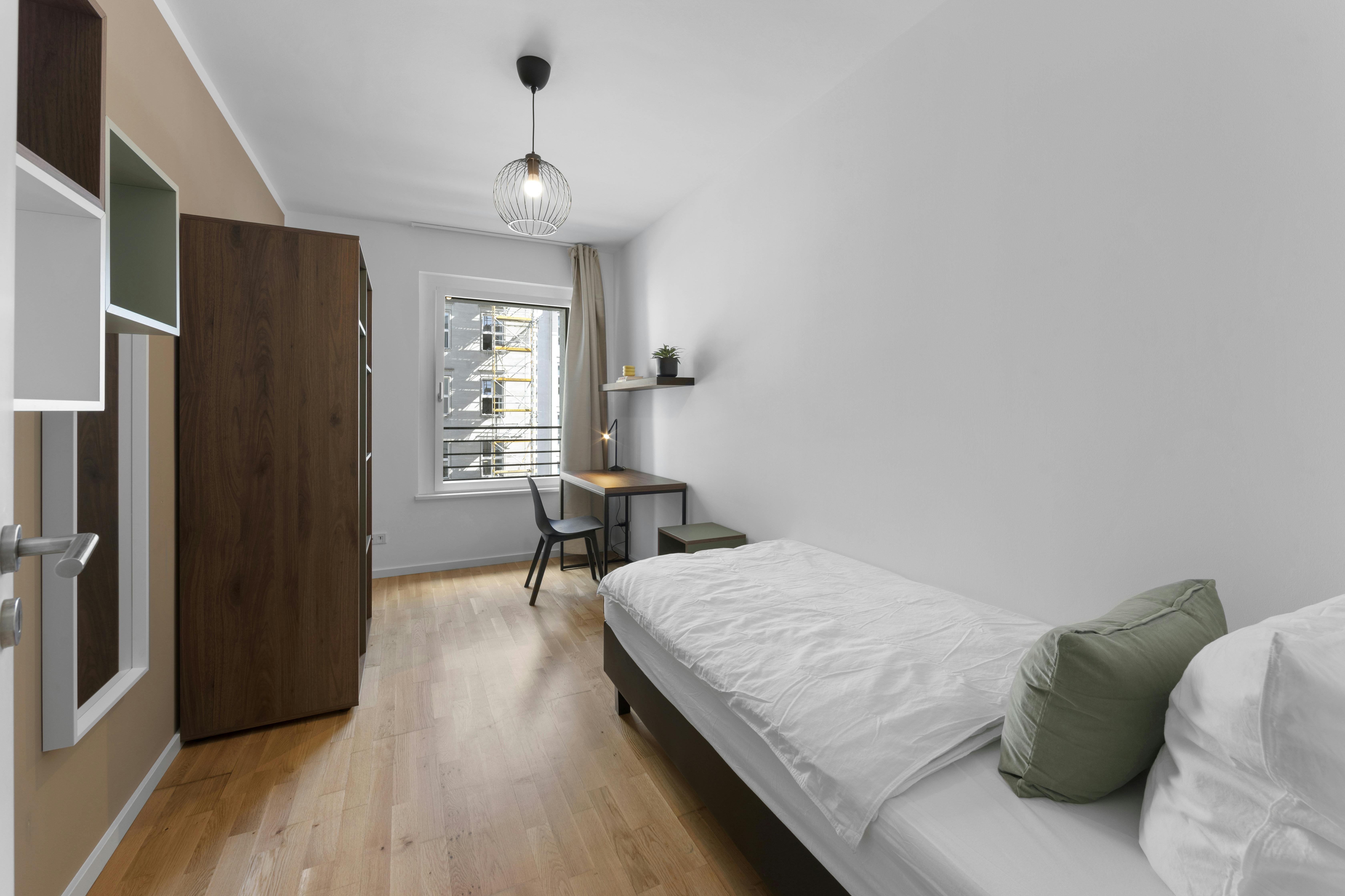 Private room for rent for €790 per month in Berlin, Friedrichstraße