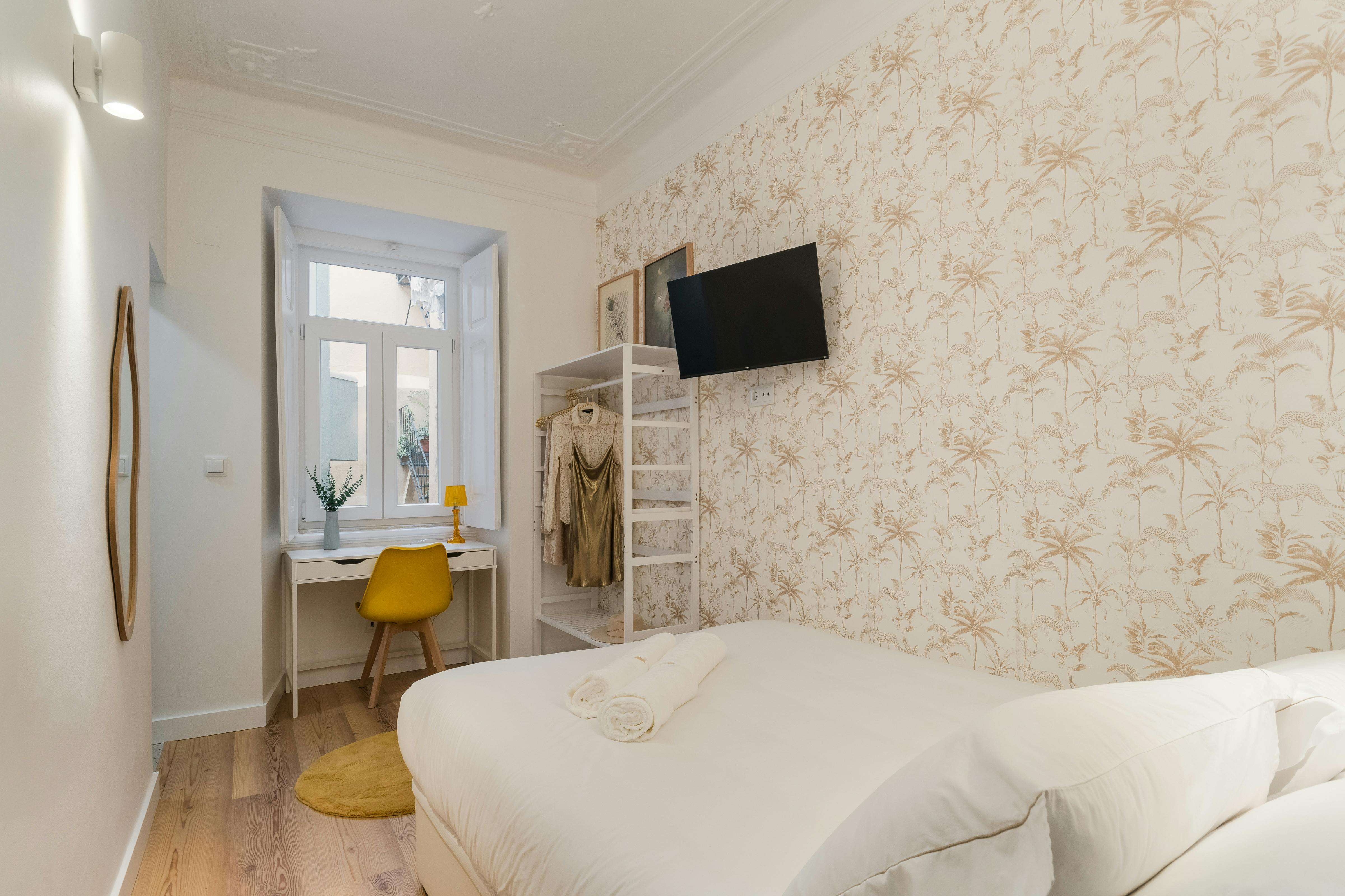 Rua Morais Soares, Lisbon preview