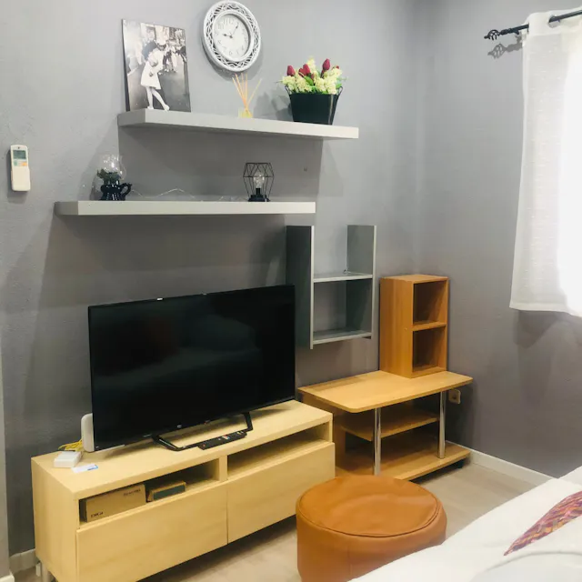1-Bedroom Apartment in Calle Jerónima Llorente, Madrid (1418582) room image 2