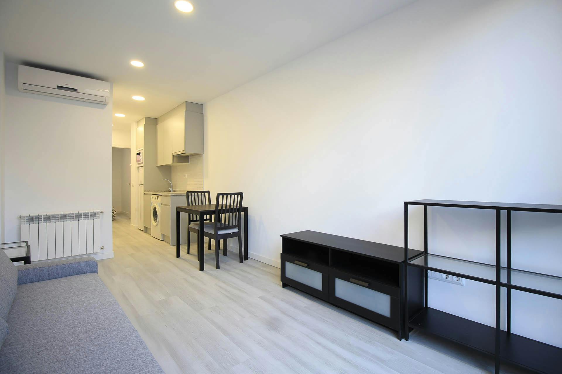 Calle de los Monederos, Madrid preview