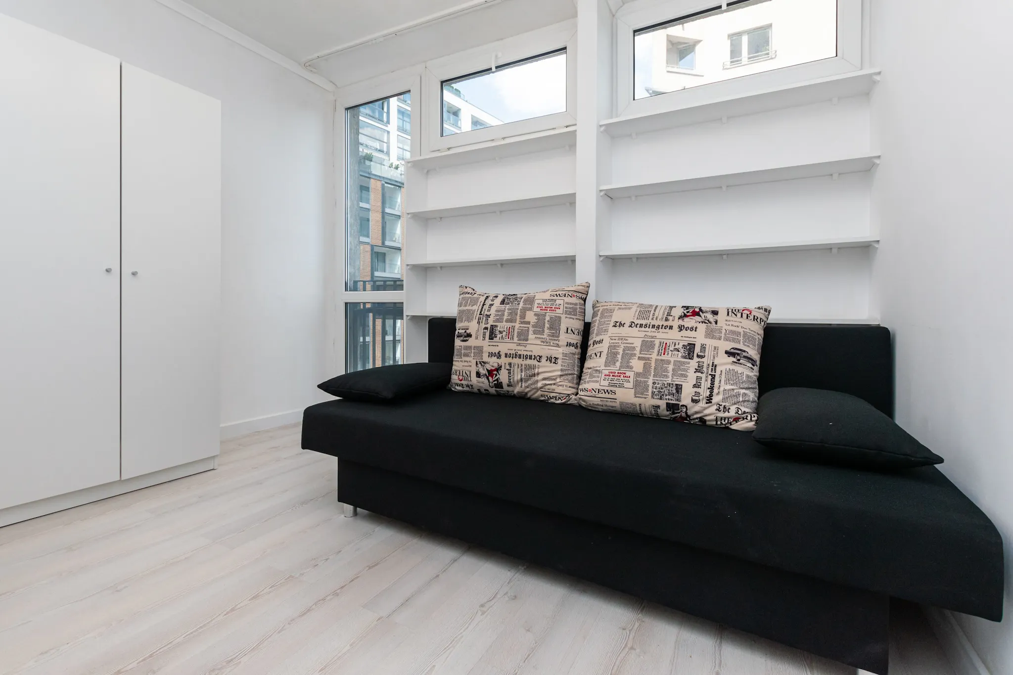 ulica Grzybowska, Warsaw preview