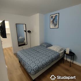 Private room for rent for €600 per month in Sartrouville, Promenade Maxime Gorki