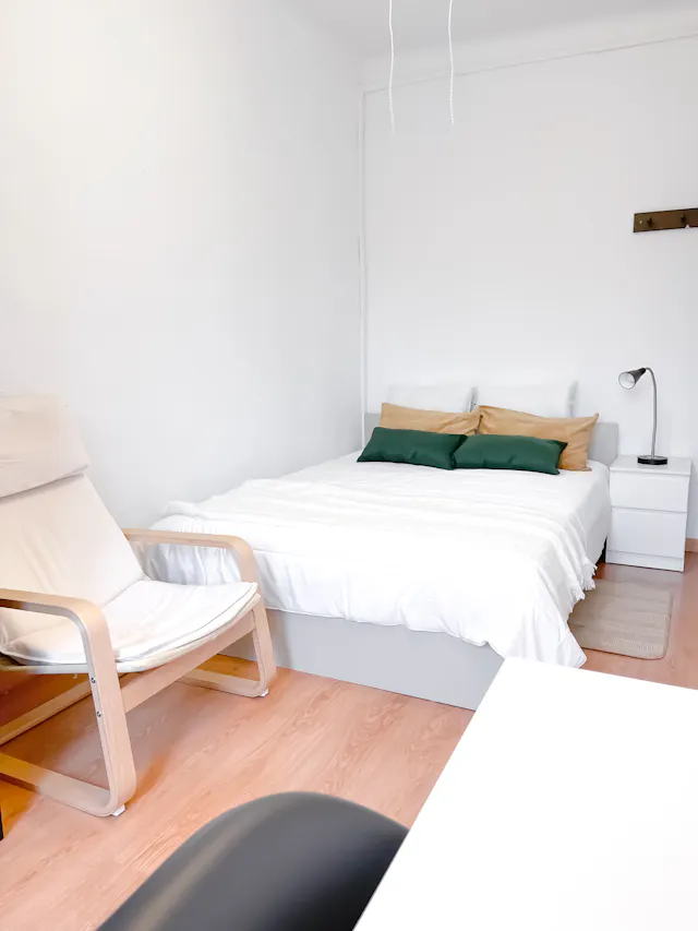 Private room in Carrer la Rambla, Barcelona (1420567) room image 1