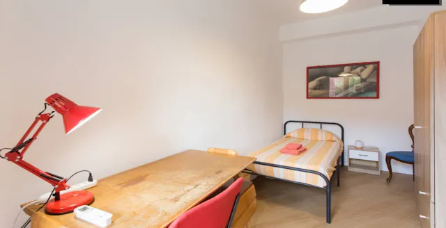 2-Bedroom Apartment in Via Lorenteggio, Milan (1420631) room image 2