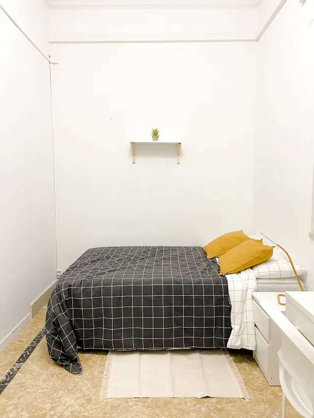 Private room in Carrer de Muntaner, Barcelona (1420639) room image 2