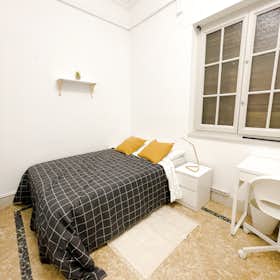 Private room for rent for €670 per month in Barcelona, Carrer de Muntaner