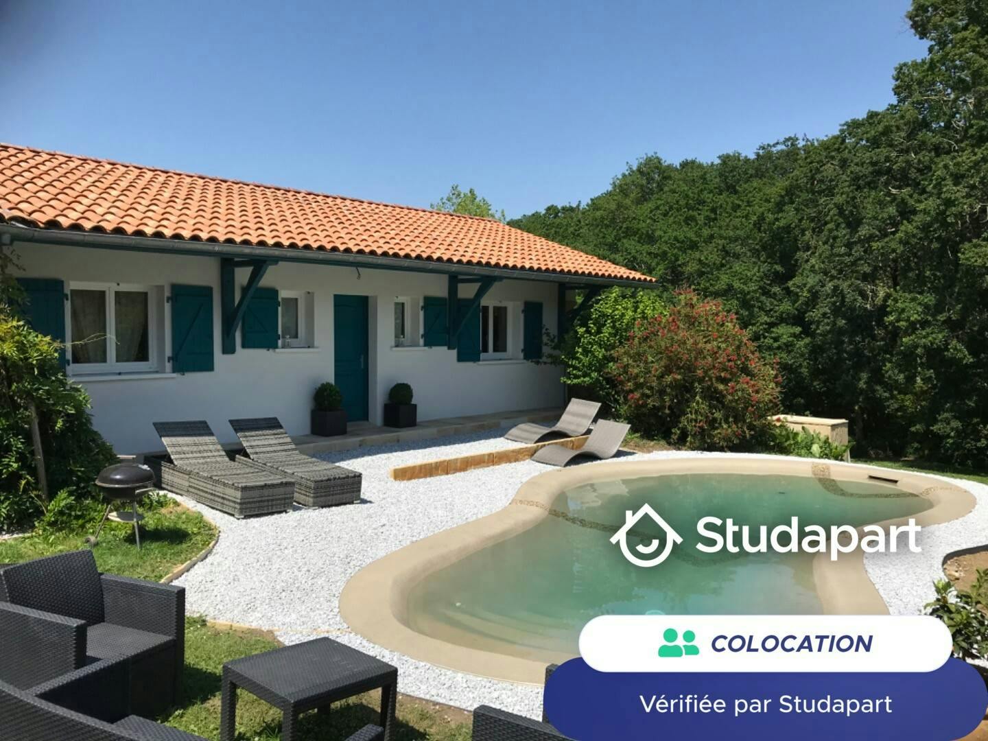 WG-Zimmer zu mieten für 580 € pro Monat in Arcangues, Chemin de Castagnet