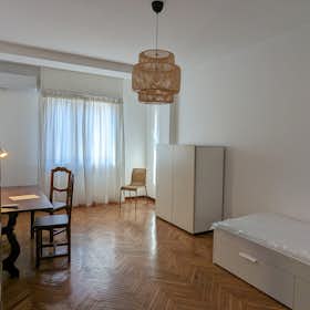 Private room for rent for €500 per month in Milan, Via Monte Generoso