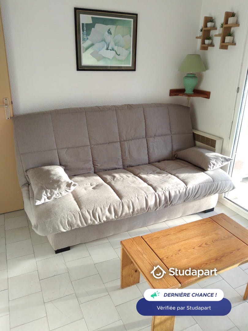 Квартира за оренду для 570 EUR на місяць у Cannes, Avenue Francis Tonner