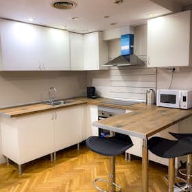 Private room for rent for €670 per month in Barcelona, Carrer de Calvet