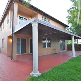 Maison à louer pour $2,000/mois à Miami, SW 36th Ter