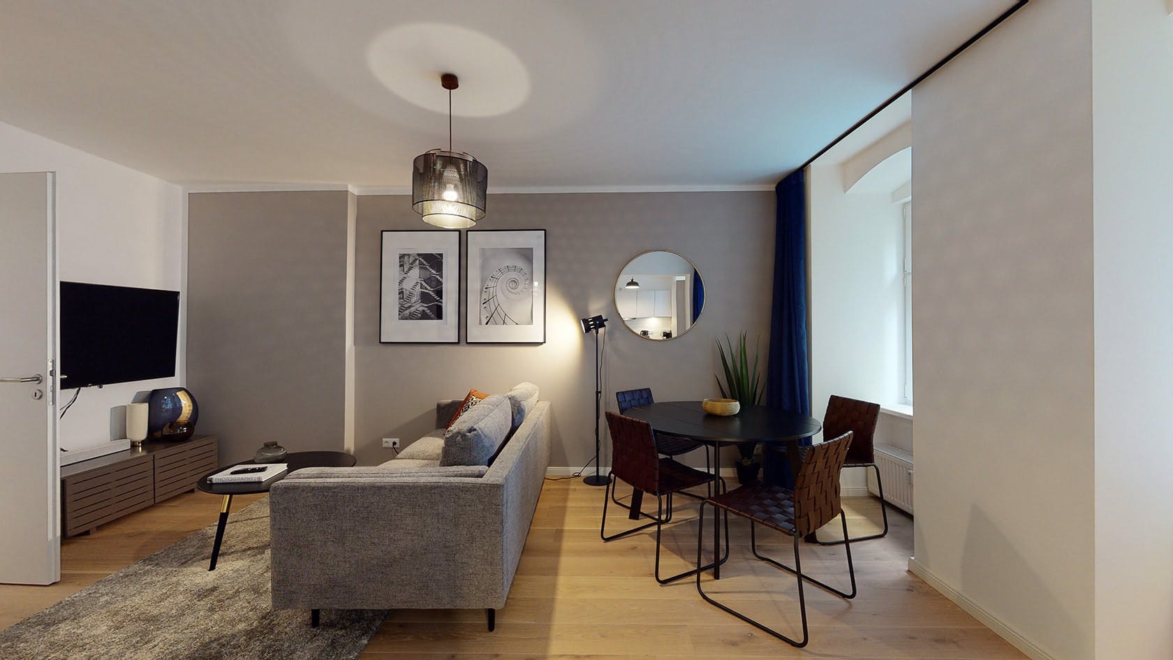 preview gallery tile