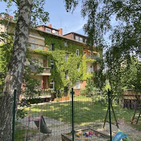 Lägenhet att hyra för 3 100 € i månaden i Berlin, Alsenstraße
