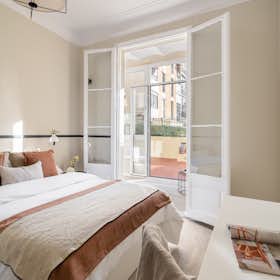 Private room for rent for €730 per month in Barcelona, Carrer de Calàbria