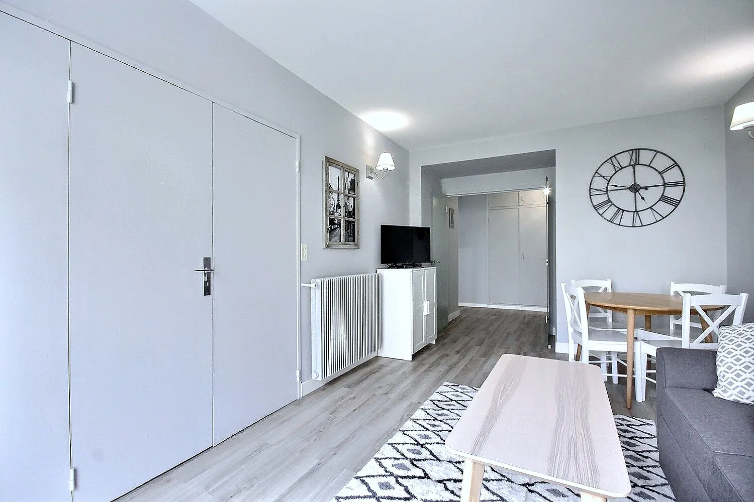 1-Bedroom Apartment in Rue Diderot, Issy-les-Moulineaux (1422831) ROOM 3