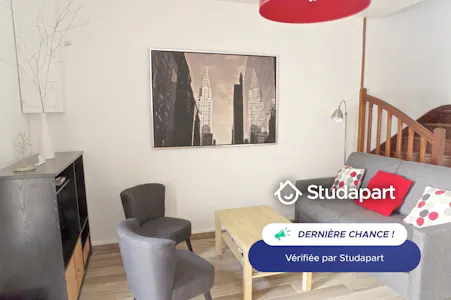 House for rent on Rue Laroche, Bordeaux