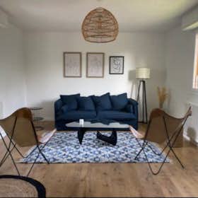 Wohnung zu mieten für 1.490 € pro Monat in Saint-Didier-au-Mont-d’Or, Rocade des Monts-d'Or