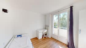 Pokój prywatny do wynajęcia za 420 € miesięcznie w mieście Tours, Allée Hugues Cosnier